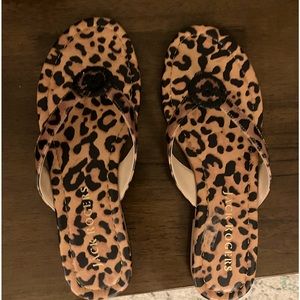 Jack Rogers Leopard Rowan Thong Sandals (Size 8)